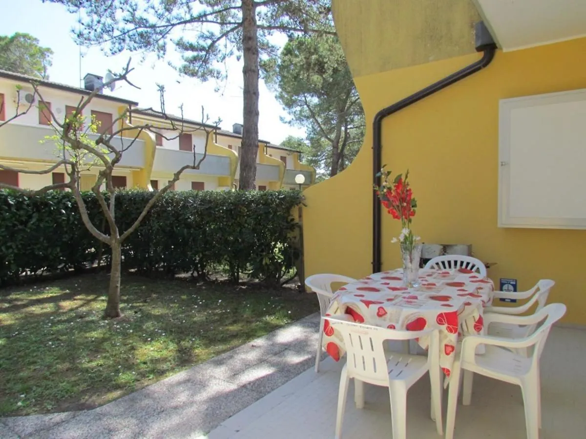 Lovely Flat With Garden And Pool - Beahost Bibione 0*,